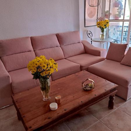 בנאלמדנה Coty'S Beach, Habitaciones En Casa Compartida מראה חיצוני תמונה