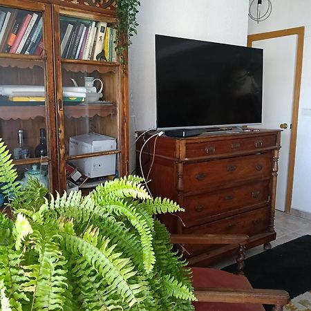 בנאלמדנה Coty'S Beach, Habitaciones En Casa Compartida מראה חיצוני תמונה